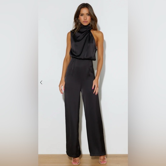 Hello Molly Jumpsuit - Picture 2 of 3